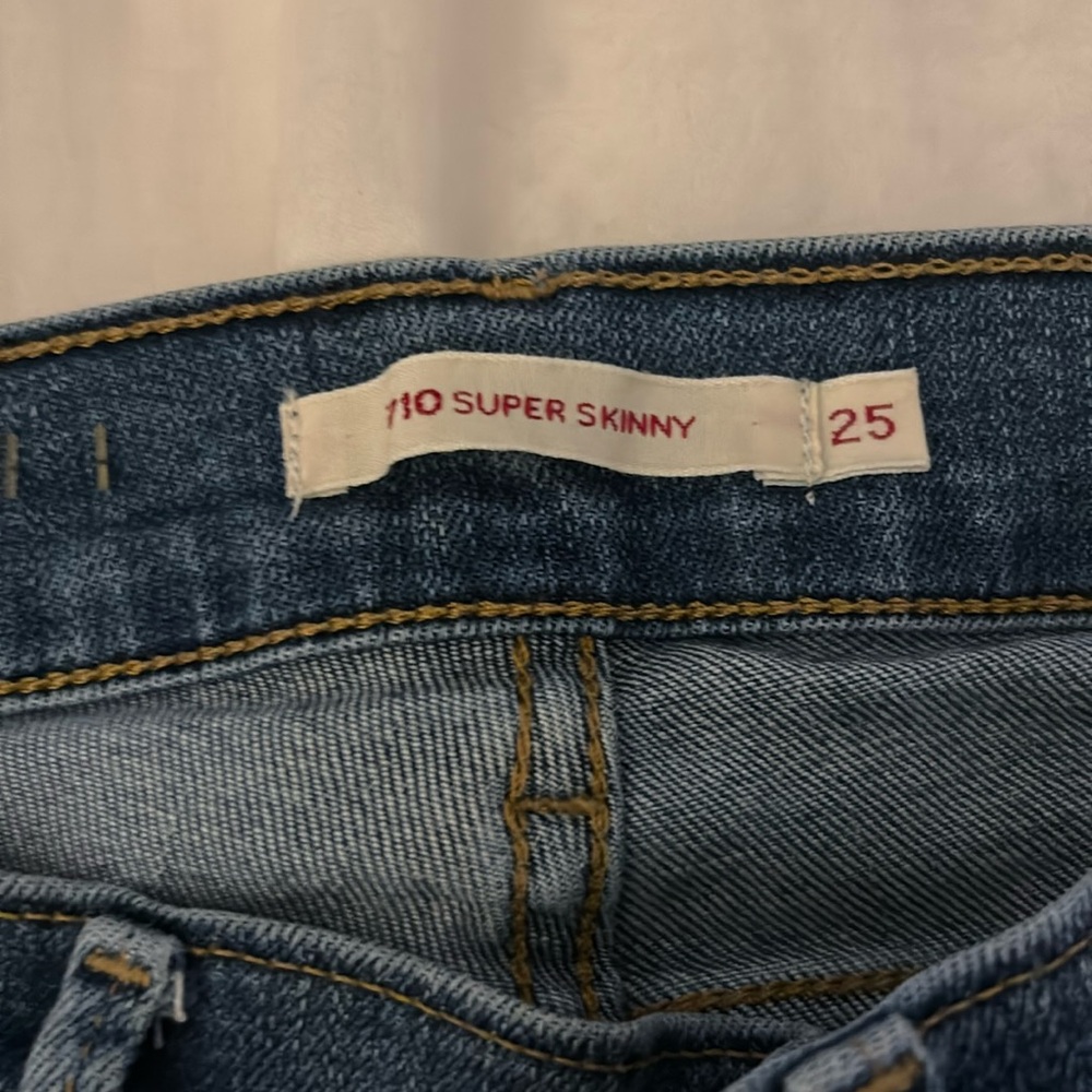 Levi super skinny jeans
